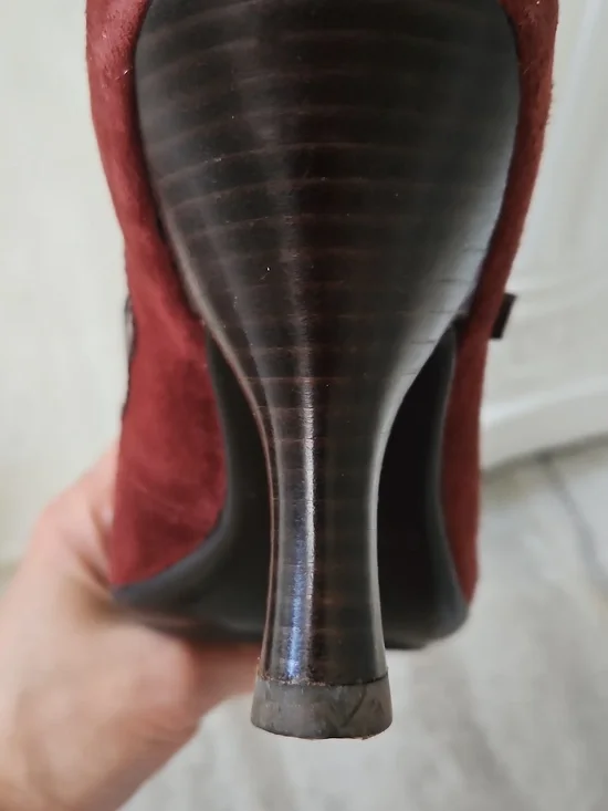 Sofft Burgundy Suede Mary Jane Heels Buckle Strap Pumps Vintage Style 7.5 - Picture 12 of 13